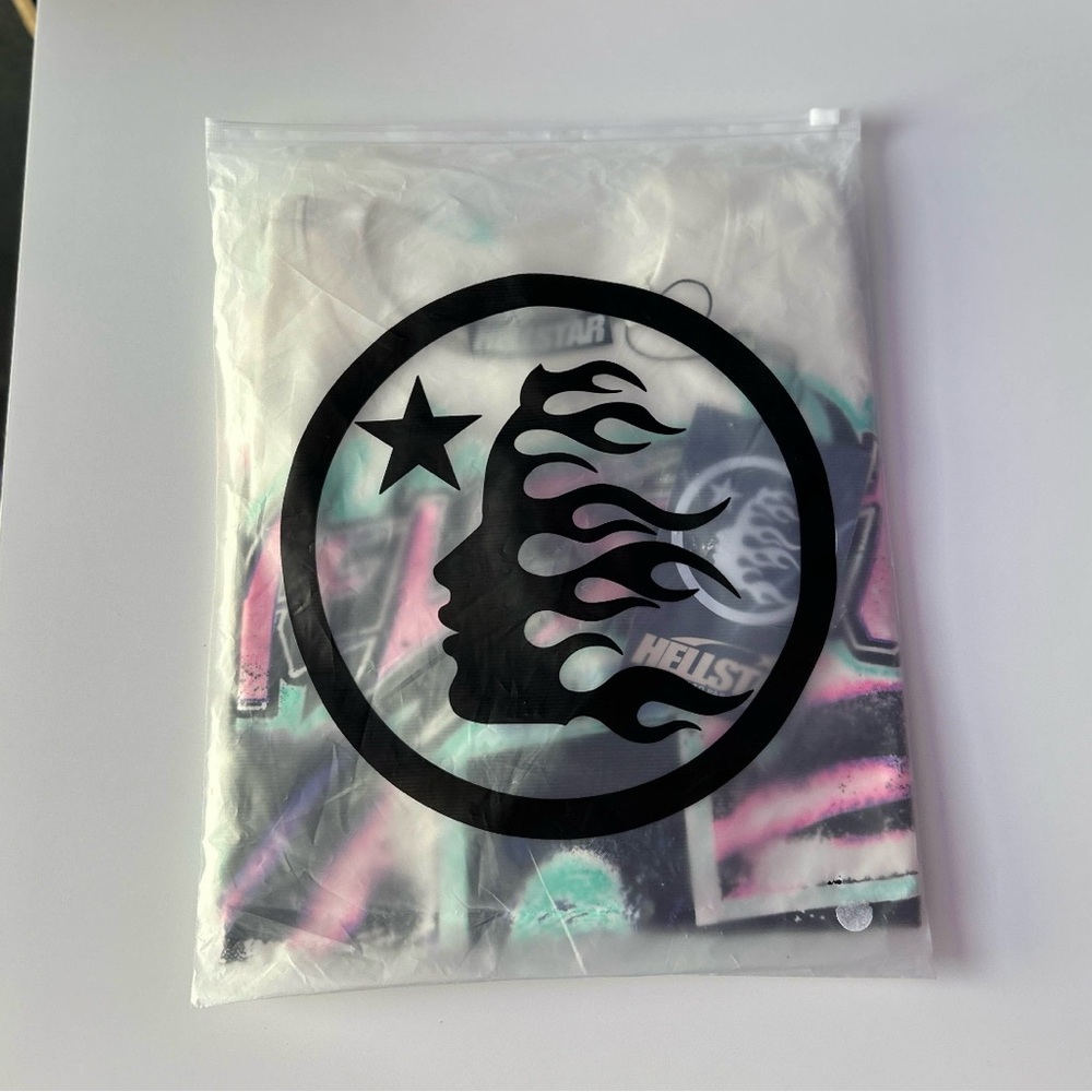 HELLSTAR PINK/White T-shirt